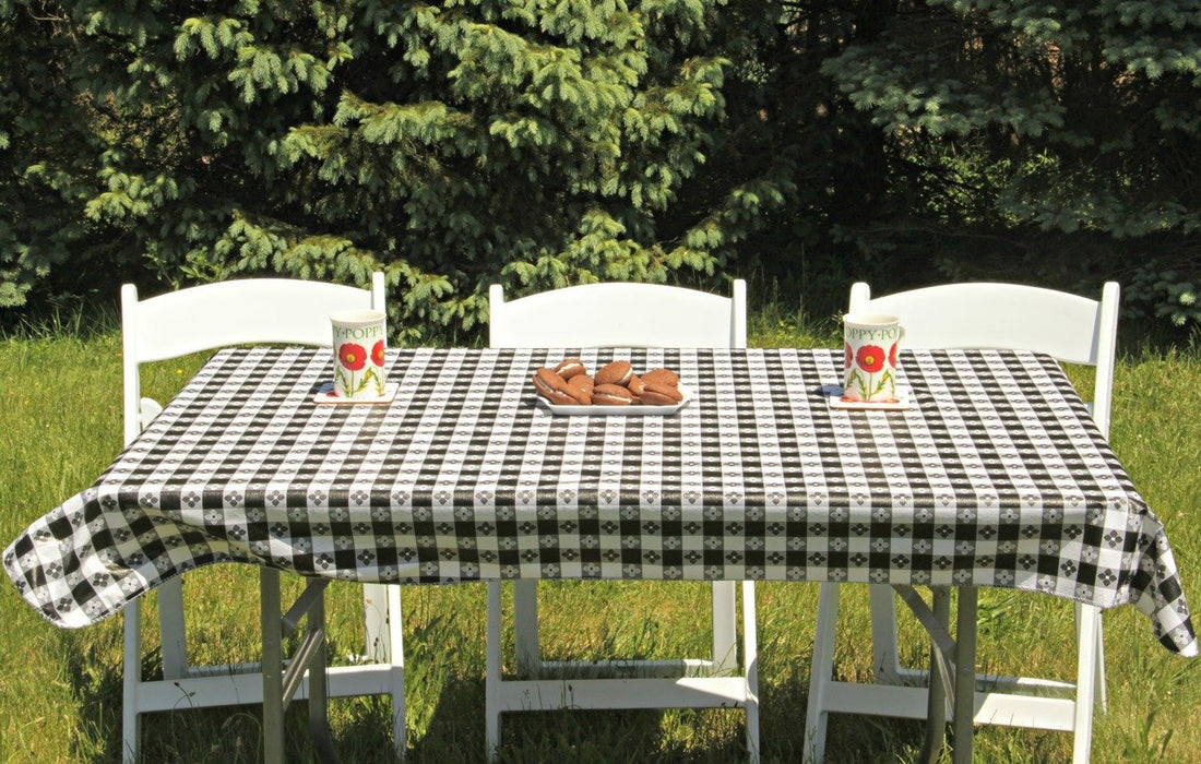 Economy Tavern Check w/ Flower Vinyl Tablecloth