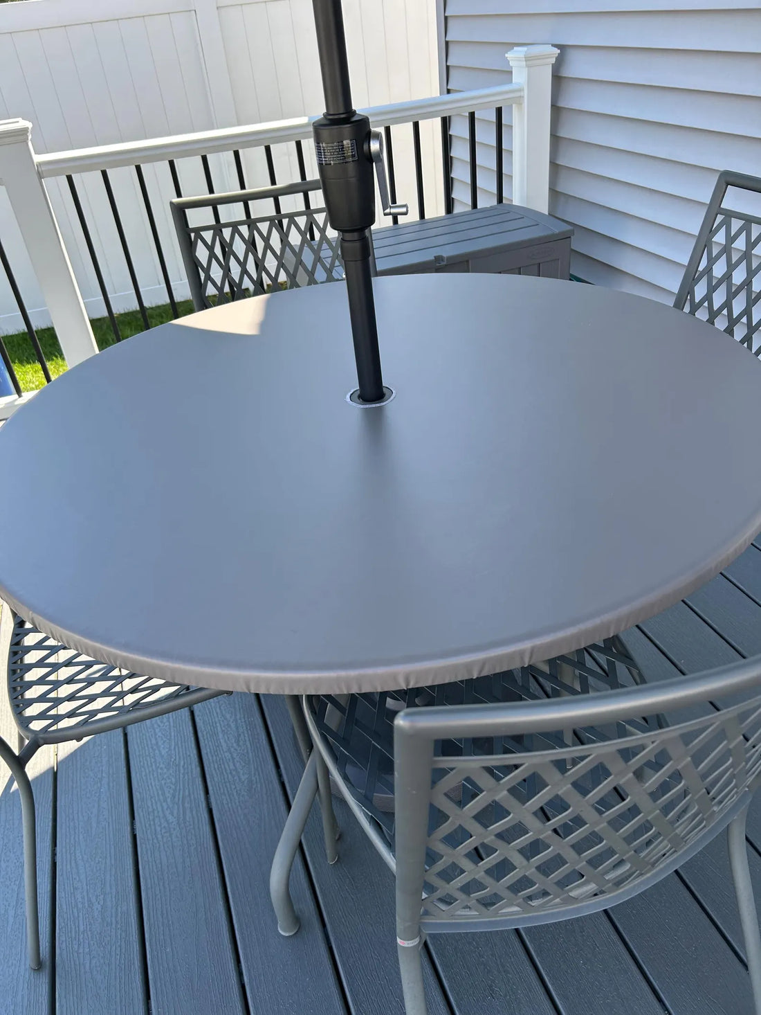 Nova Leather Look Heavy Duty Flannel Backed Fitted/Elasticized Round Vinyl Tablecloth w/ an Umbrella Hole