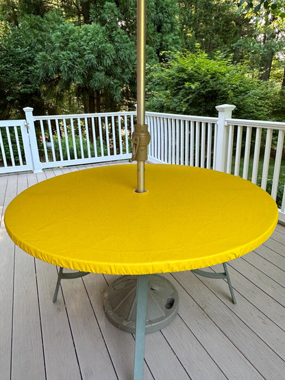 Nova Leather Look Heavy Duty Flannel Backed Fitted/Elasticized Round Vinyl Tablecloth w/ an Umbrella Hole