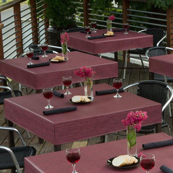 Abstract Diamonds Print Box-Fitted Vinyl Tablecloth w/ Flannel Back, S6111