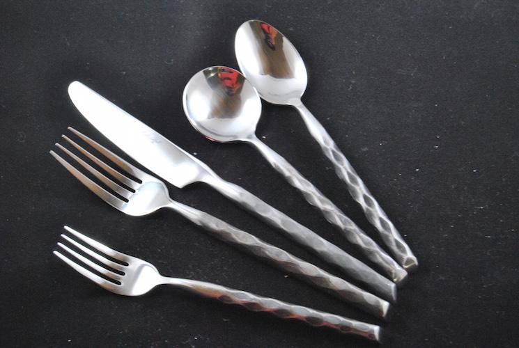 Laredo Forged Stainless Steel Flatware 60-Piece Set for 12