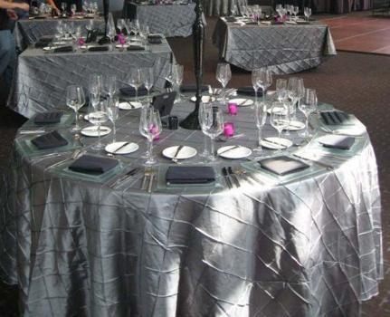 Bombay Pintuck Linen Tablecloth 1 Dz.